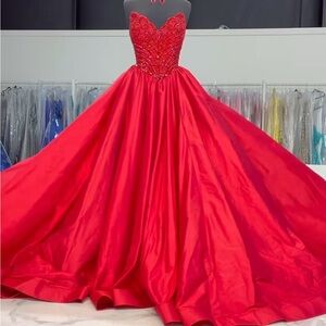 Elegant Red Strapless Gown